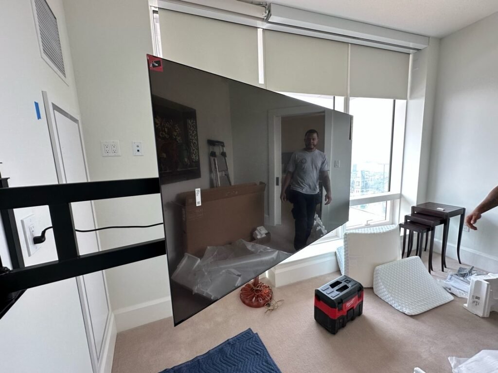 Flexible movable tv wall mount | Mr Home Guy tampa FL